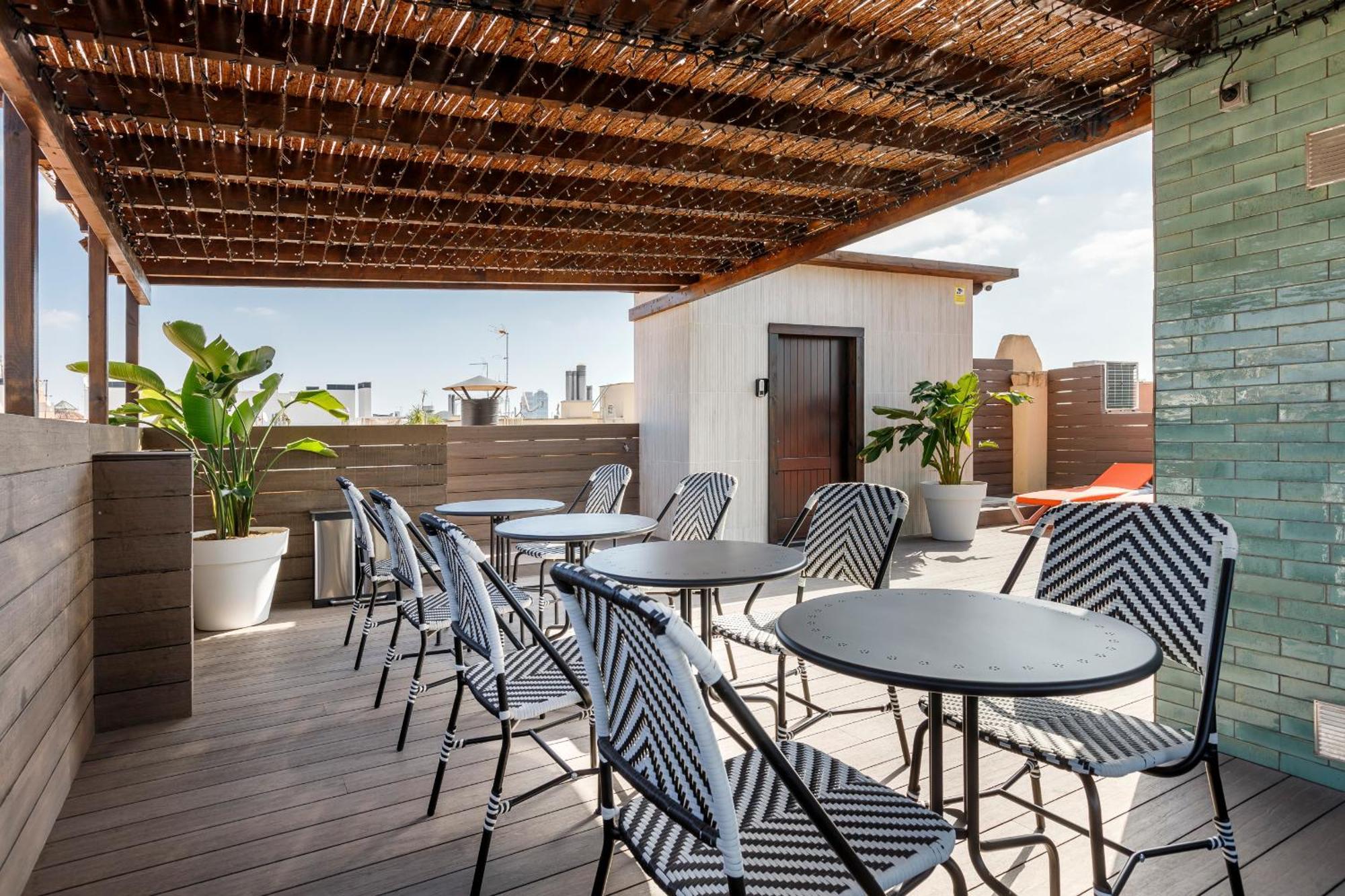 Stay U-Nique Apartments Est Barcelona Exterior photo
